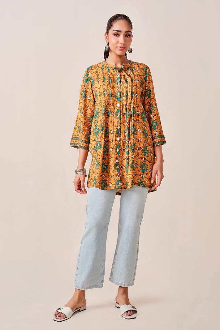 Women's Yellow Casual Regular Fit Kurti