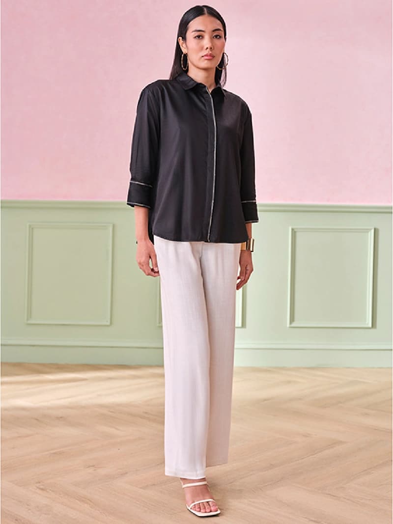 Women's Black Casual Solid Regular Fit Top