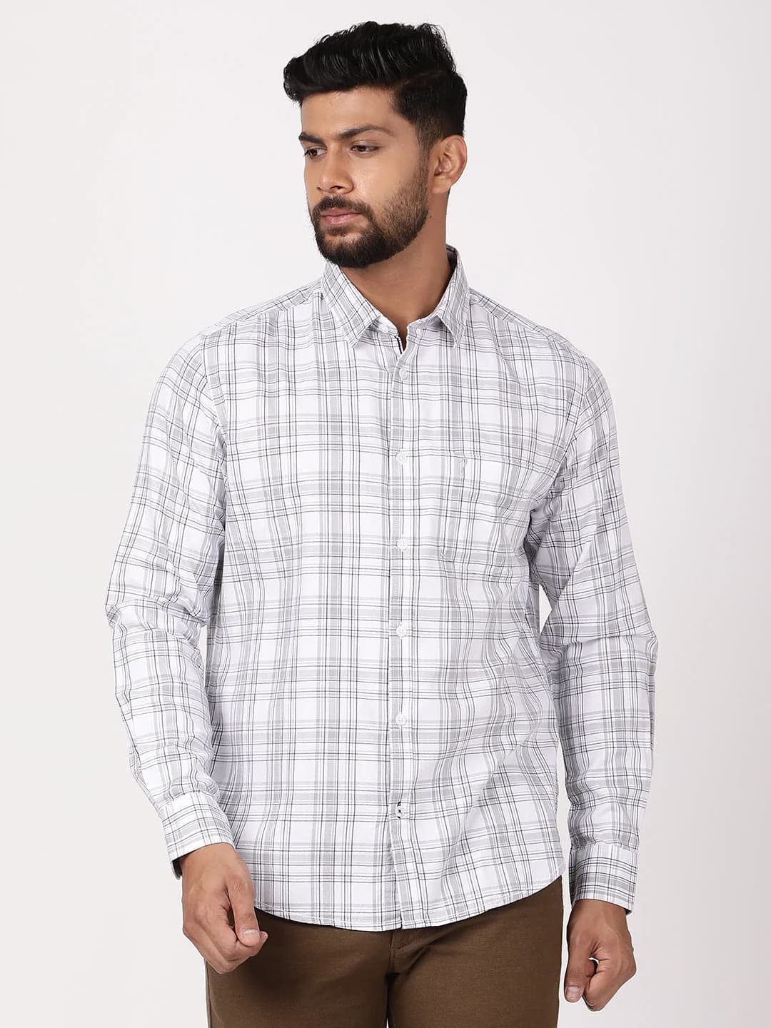 Men's White Casual Checked Regular Fit Cotton Shirt