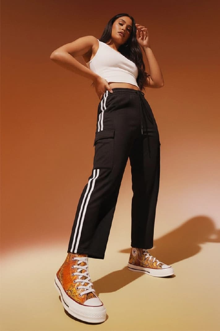 Women's Black Casual Solid Straight Fit Cargo