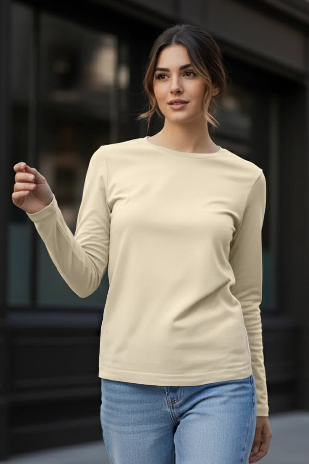 Women's White Casual Solid Regular Fit Tshirt