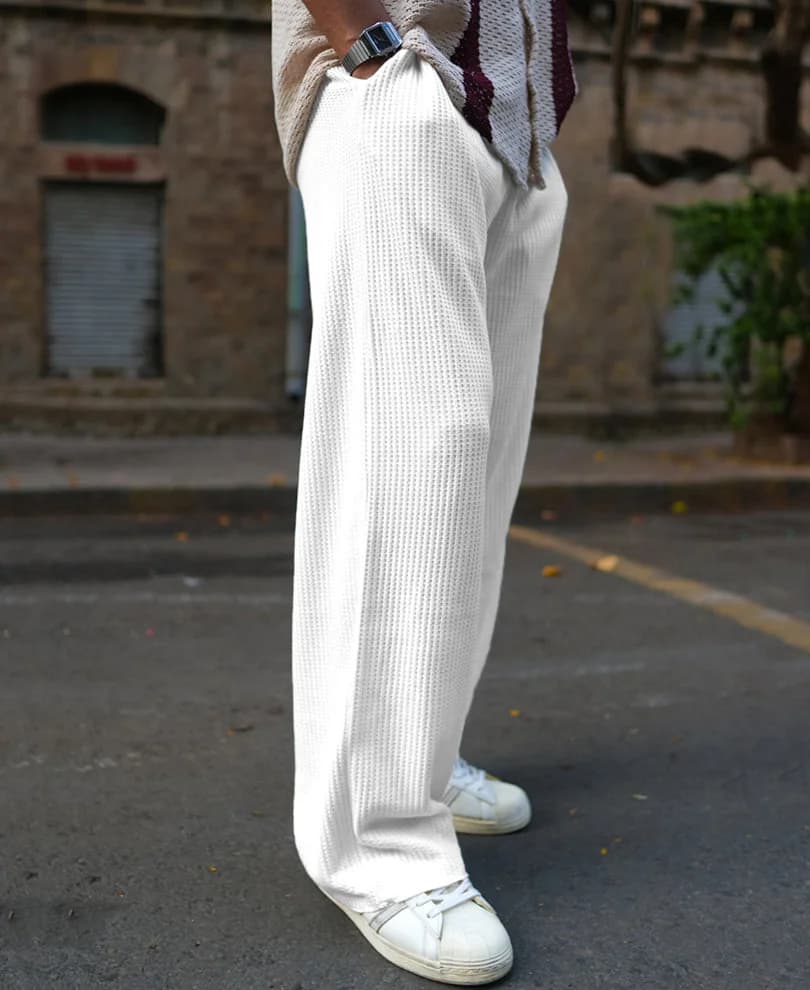 Men's Cream Casual Textured Regular Fit Trackpant