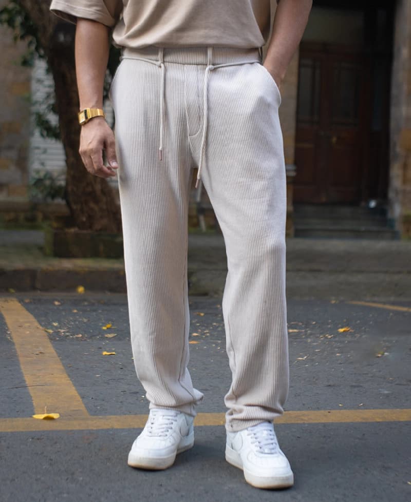 Men's Beige Casual Textured Regular Fit Trackpant