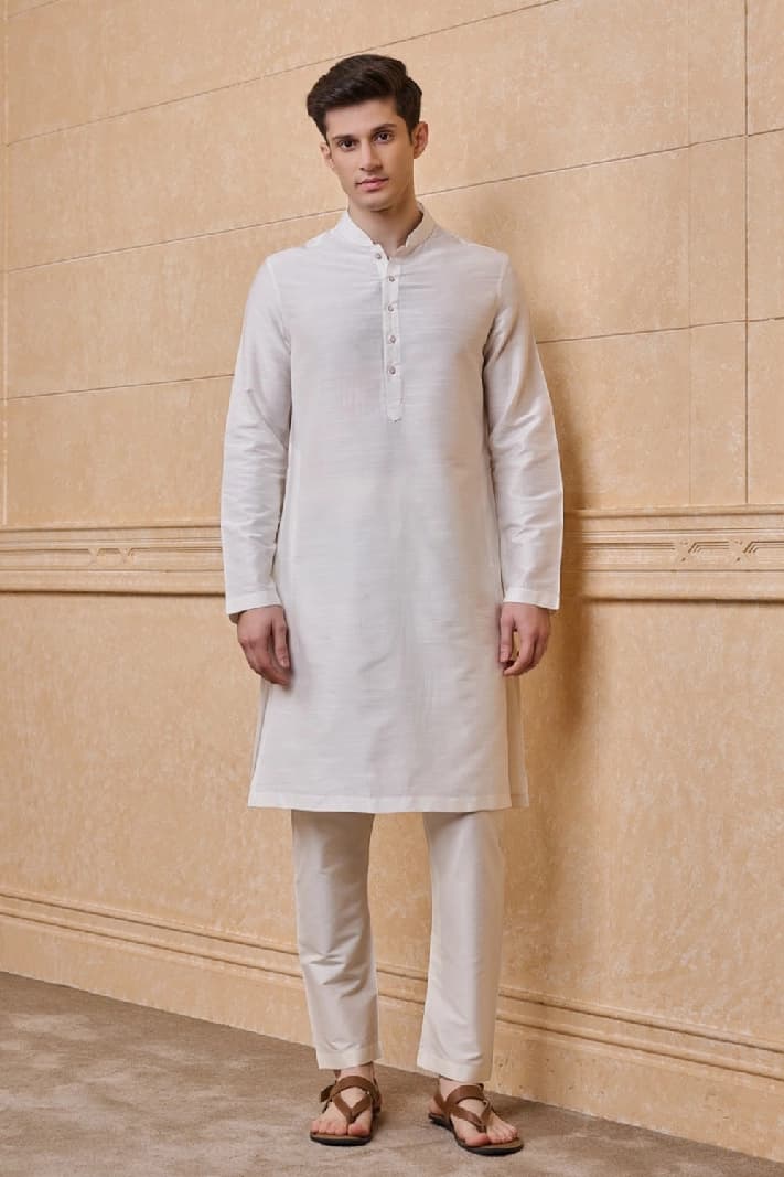 Men's White Casual Solid Regular Fit Kurta
