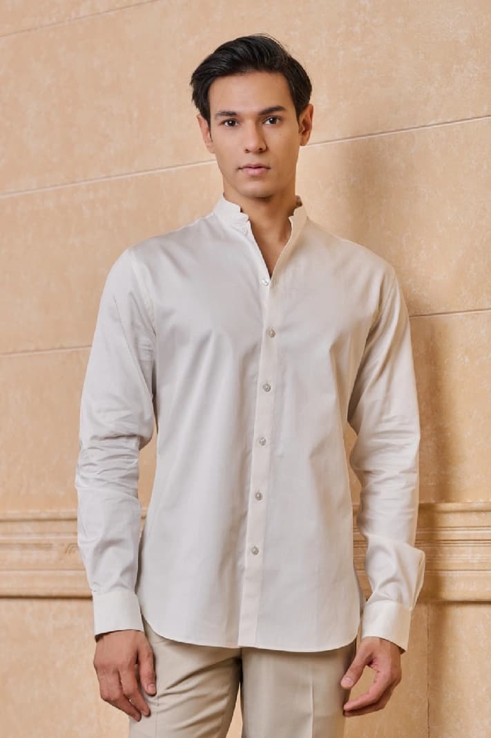 Men's White Casual Solid Regular Fit Shirt