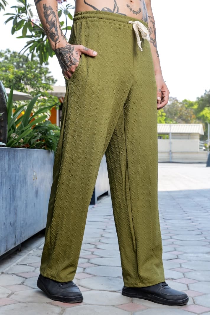 Unisex Green Casual Textured Regular Fit Trackpant