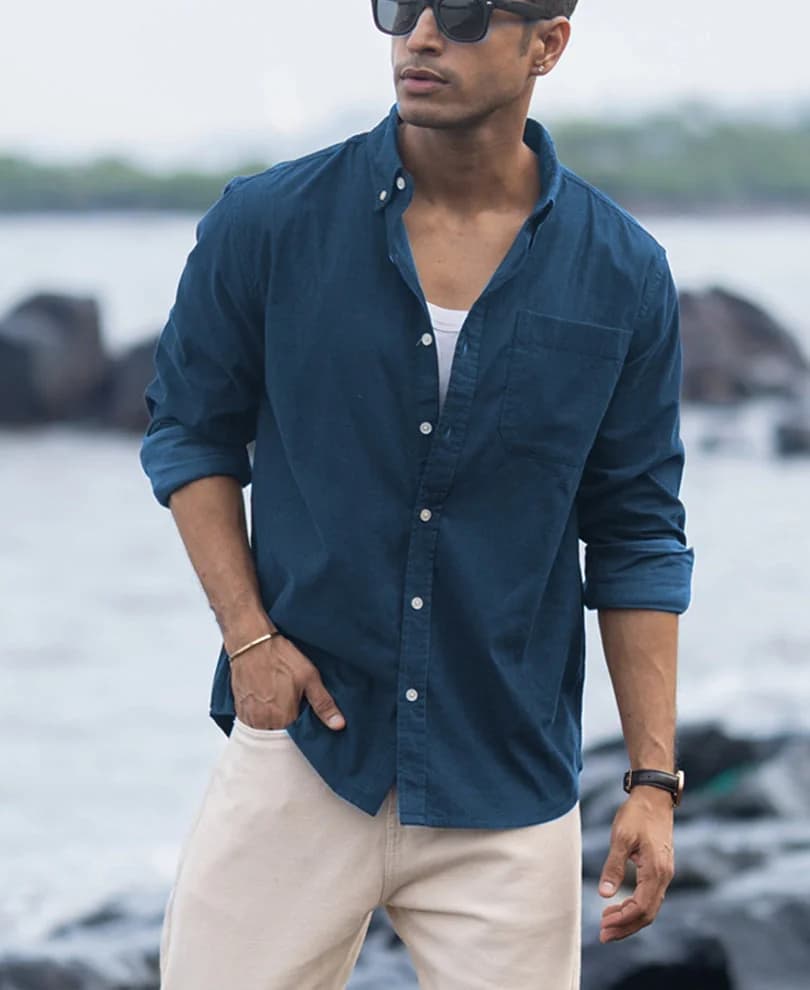 Men's Blue Casual Solid Regular Fit Shirt