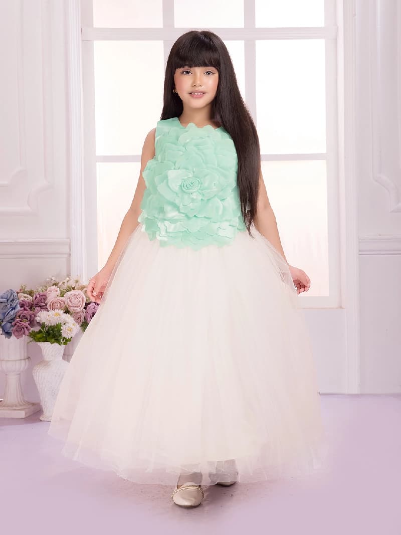 Girls White Party Flower Pattern Full Length Sleevless Gown