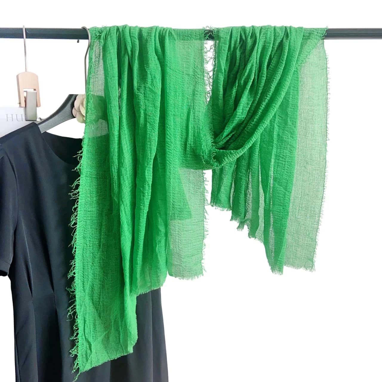 Women's Multicolor Casual Solid Scarve