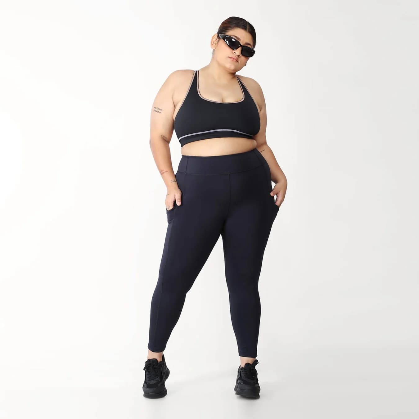 Women's Black Sports Solid Skinny Fit Legging