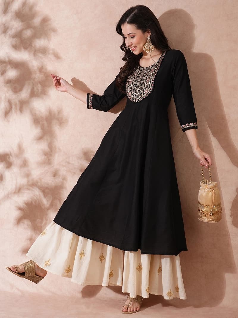 Women's Black Zari Embroidered & Gold Sequinned Yoke Panelled Festive Anarkali Kurta