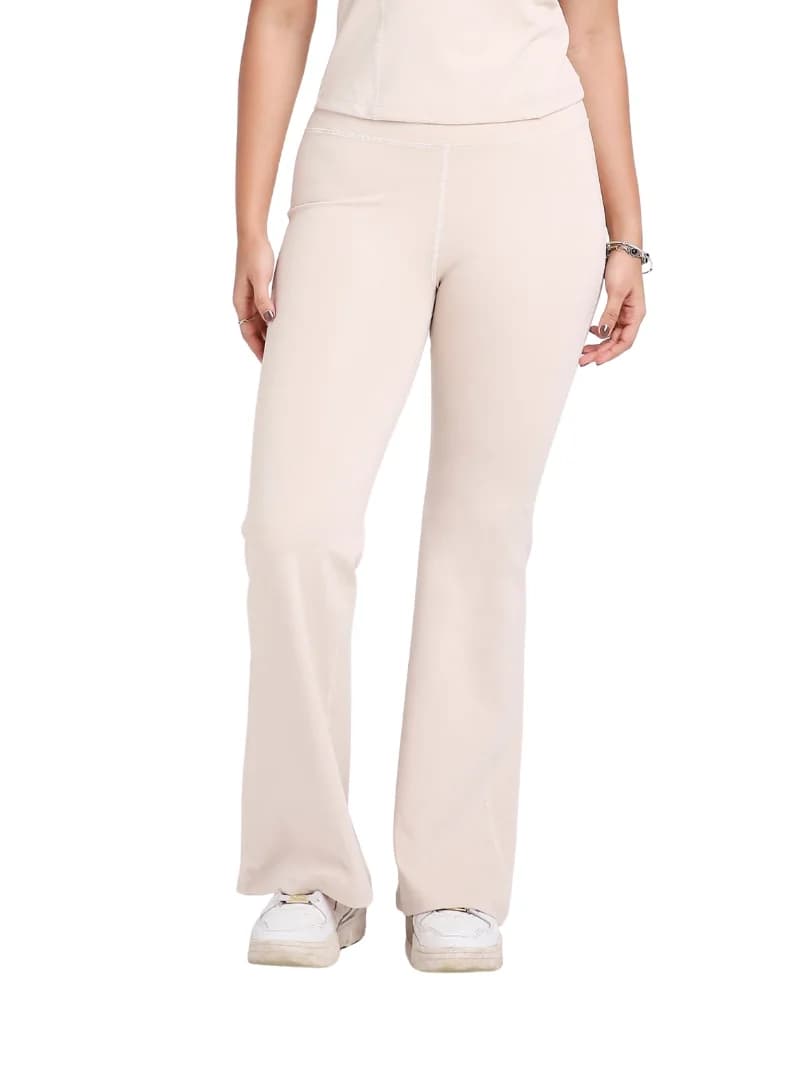 Women's Cream Casual Solid Regular Fit Legging
