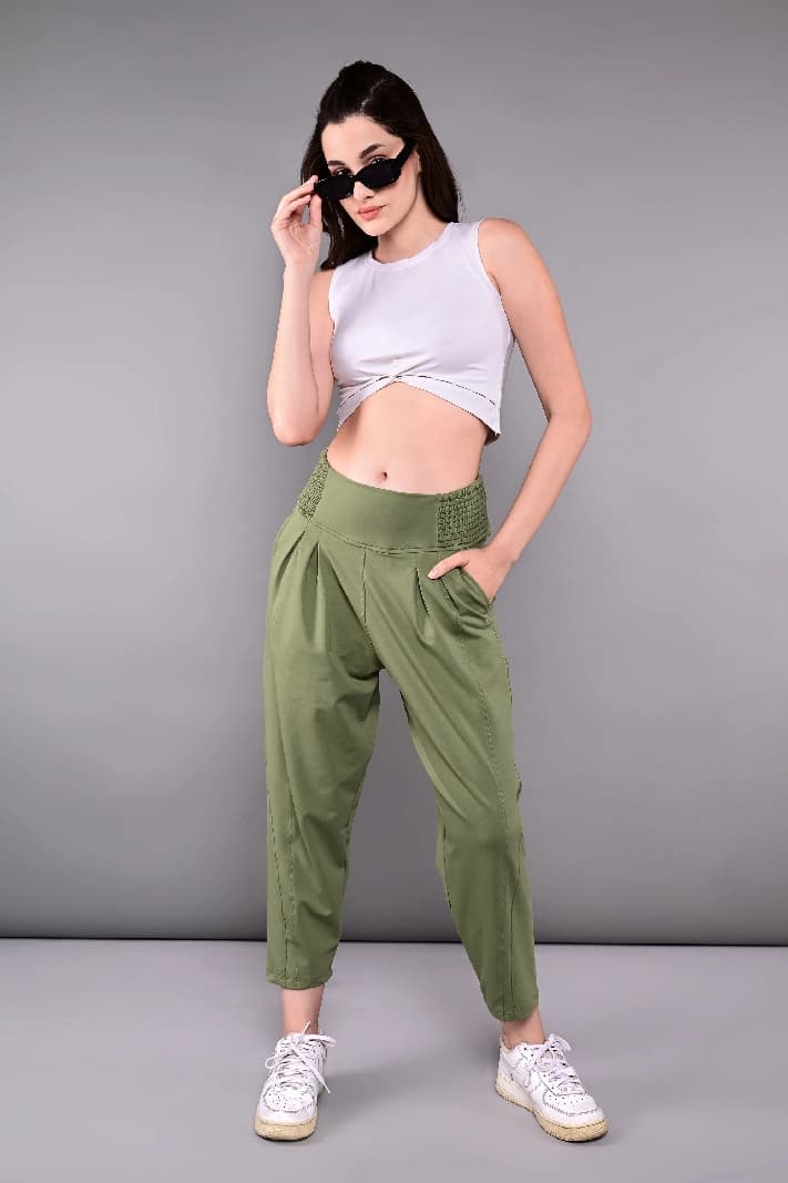 Women's Green Sports Pleated Yoga Pant With Smocked Waistband