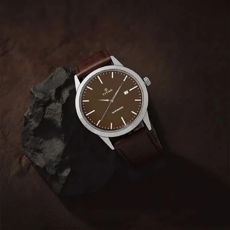Men's Brown Eco Quartz Analog With Date Dial Leather Strap Watch