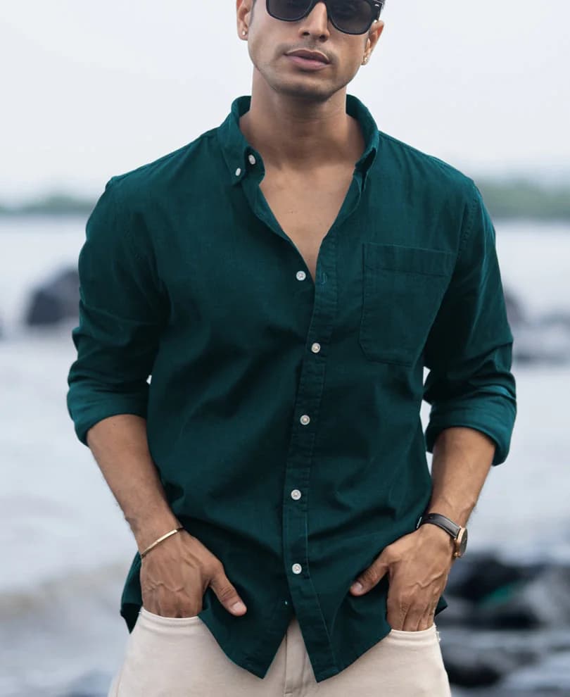 Men's Green Casual Solid Regular Fit Cotton Shirt