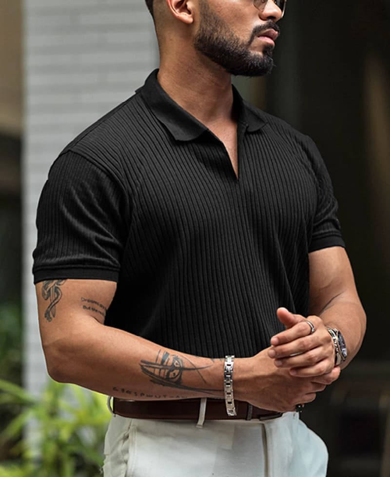 Men's Black Casual Solid Regular Fit Tshirt