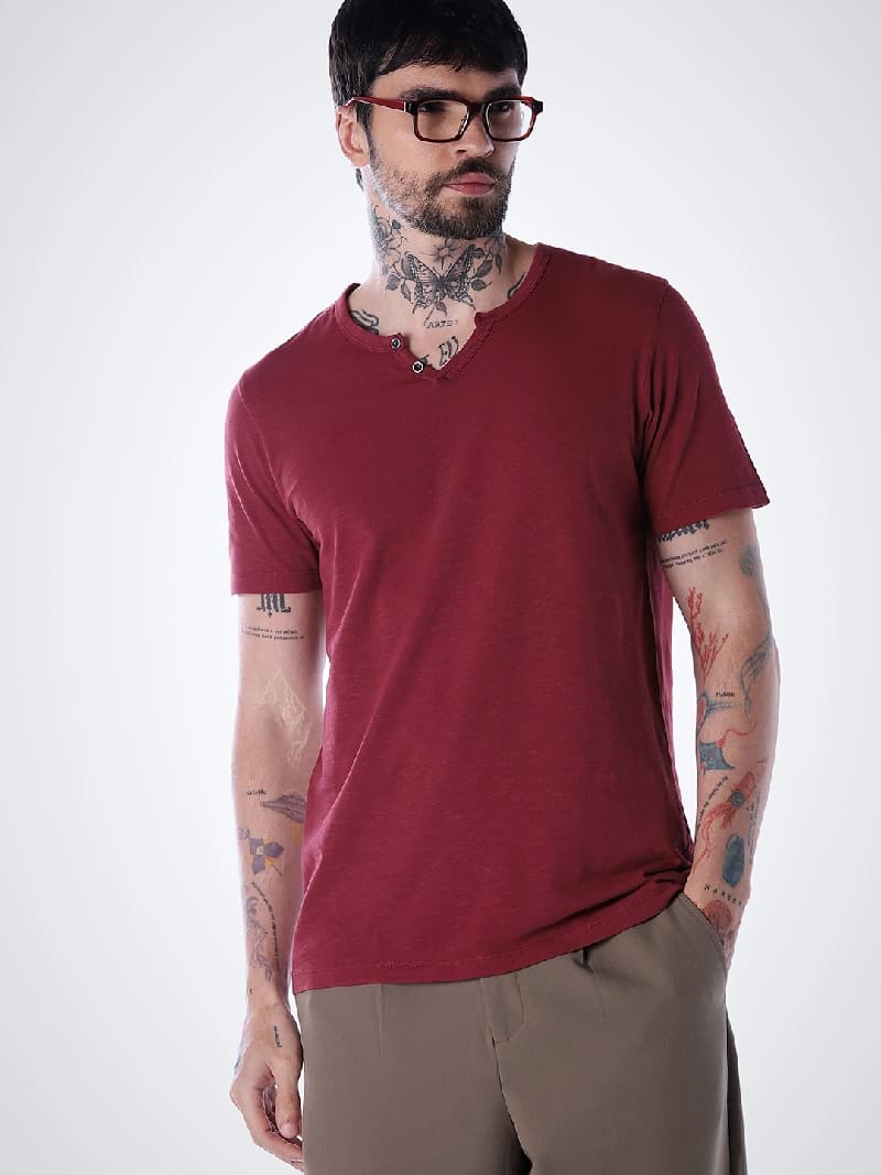 Men's Red Casual Regular Fit Half Sleeves Henley Tshirt