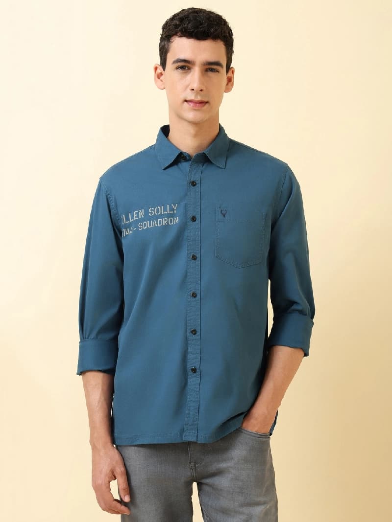 Men's Navy Casual Solid Regular Fit Shirt