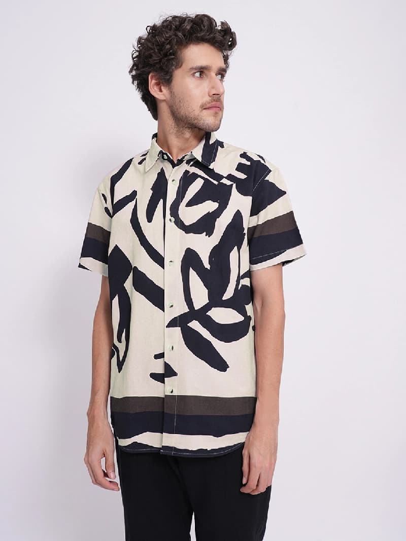 Men's Beige Casual Half Sleeves Printed Shirt