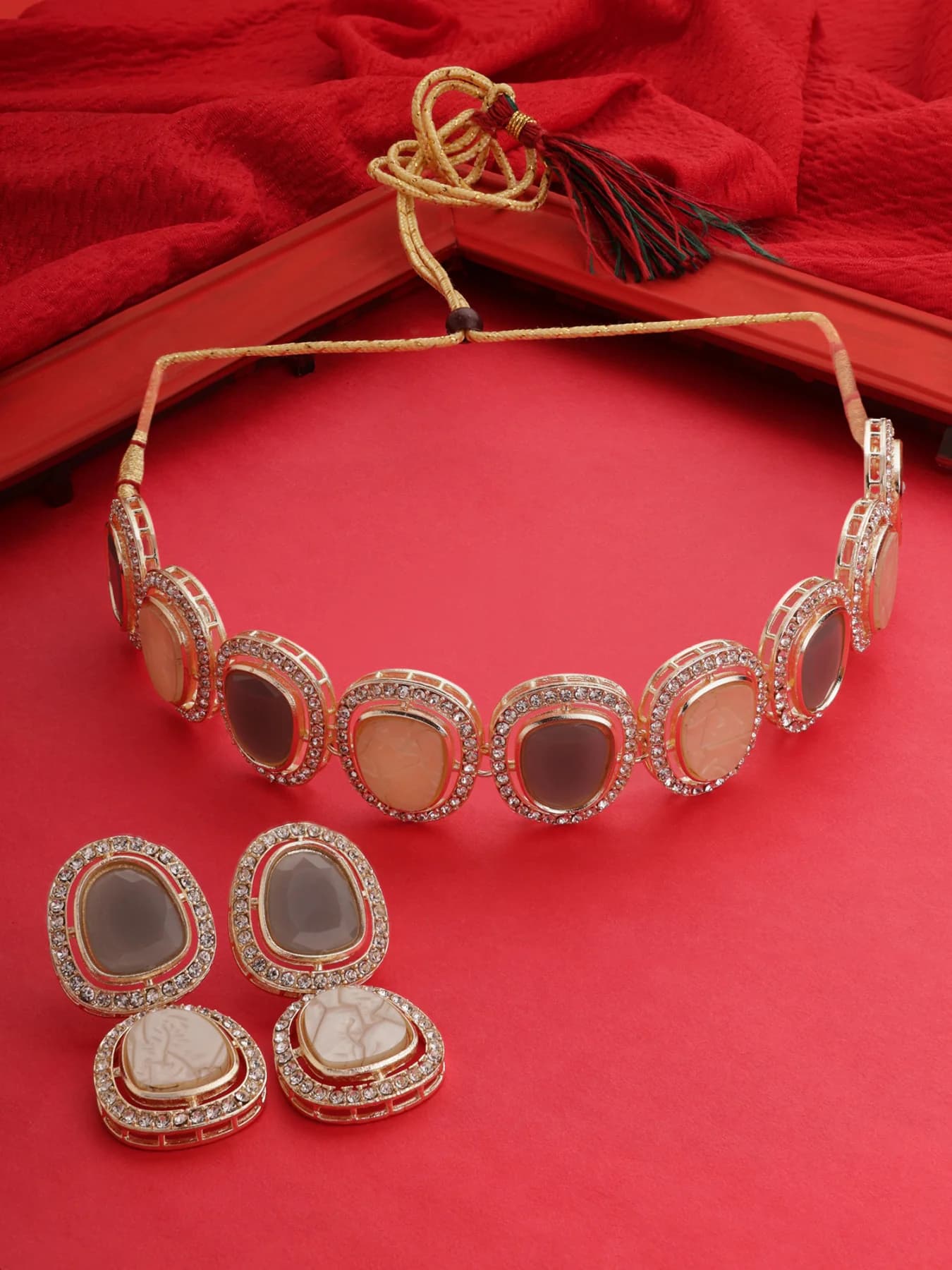 Women's Grey Stones Mother of Pearls Embellished Choker Necklace & Earring Set