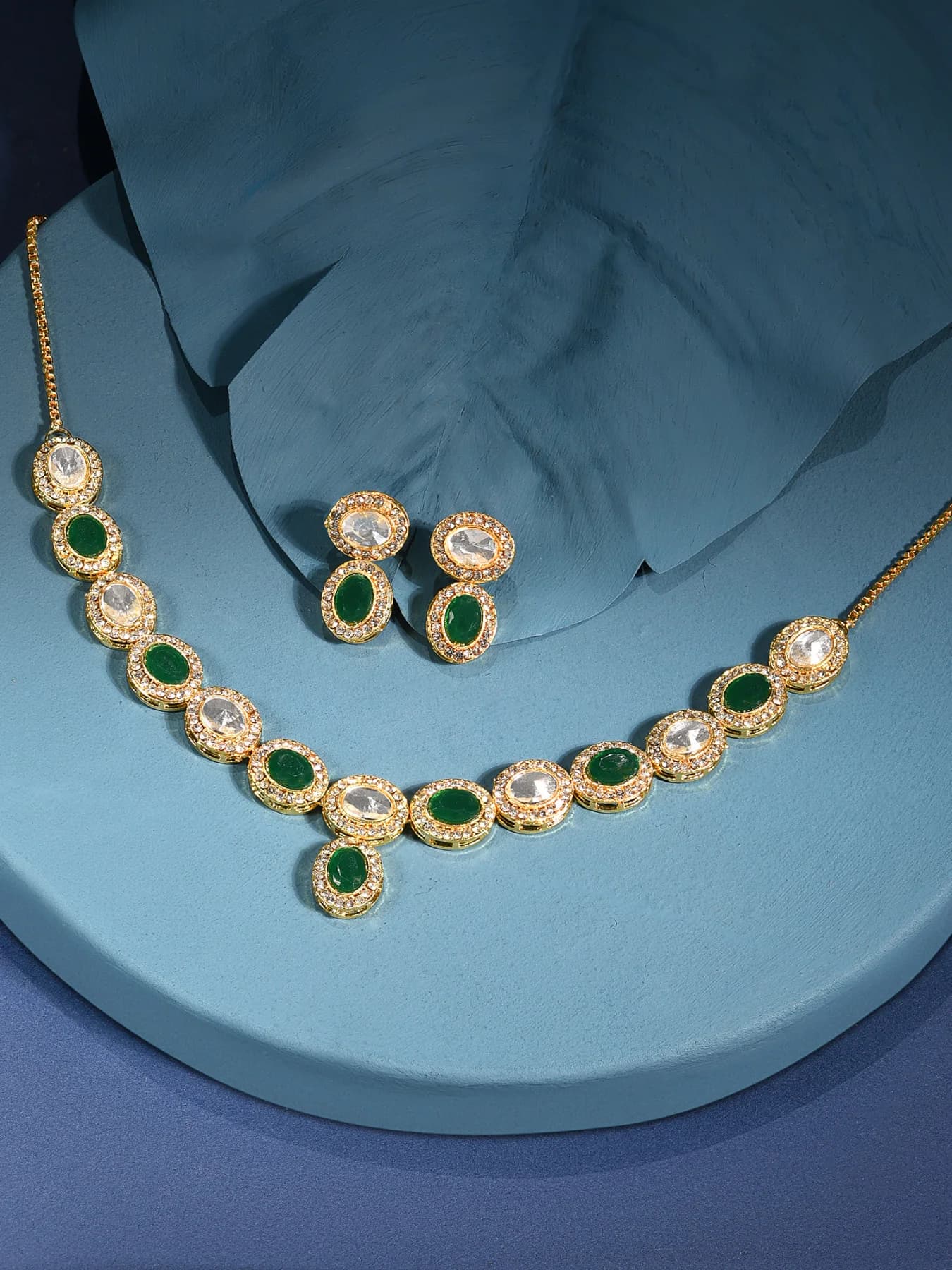 Women's Green Colour Austrian Diamond & Artificial Stones Choker Necklace & Earring Set