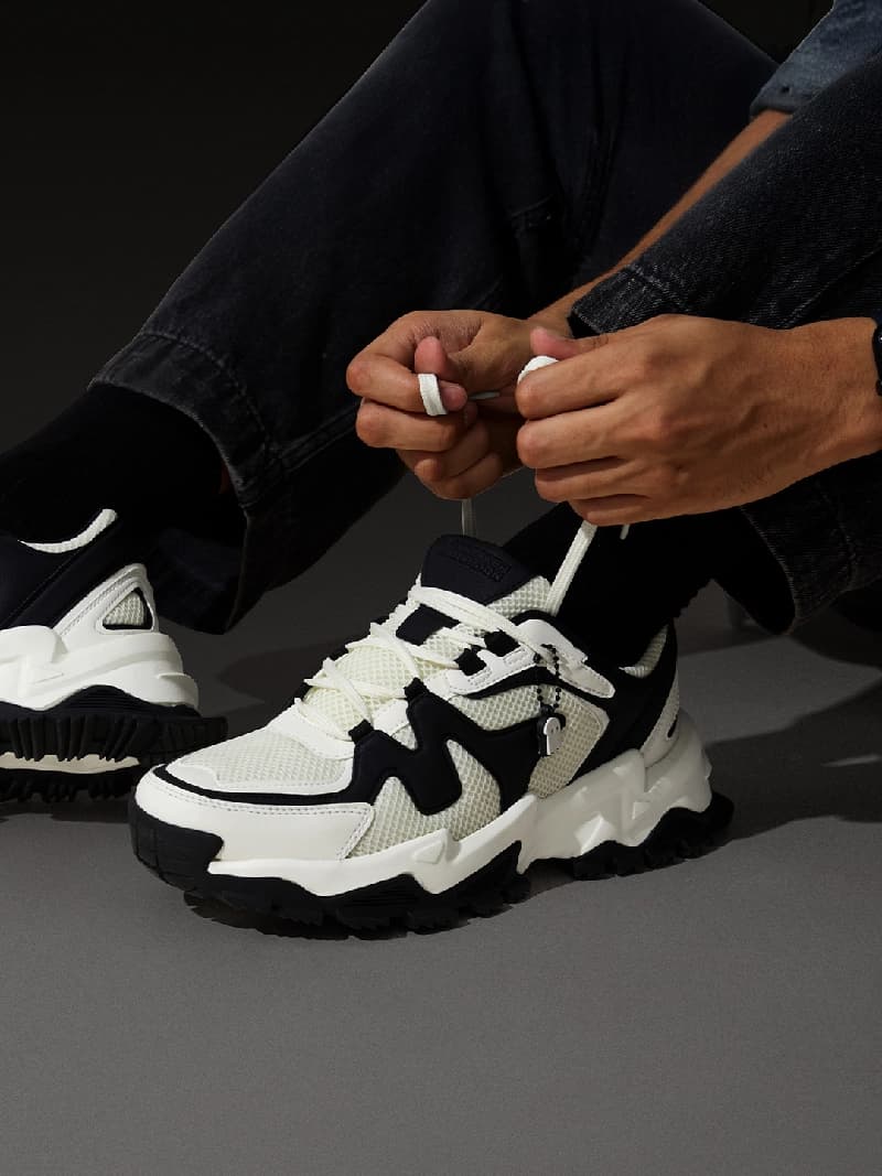 Men's White Casual Fumes NX- Storm Low Top Sneakers