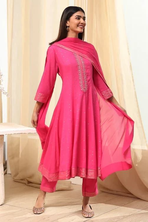Women's Pink Festive Printed Three Quarter Sleeves Kurta Set
