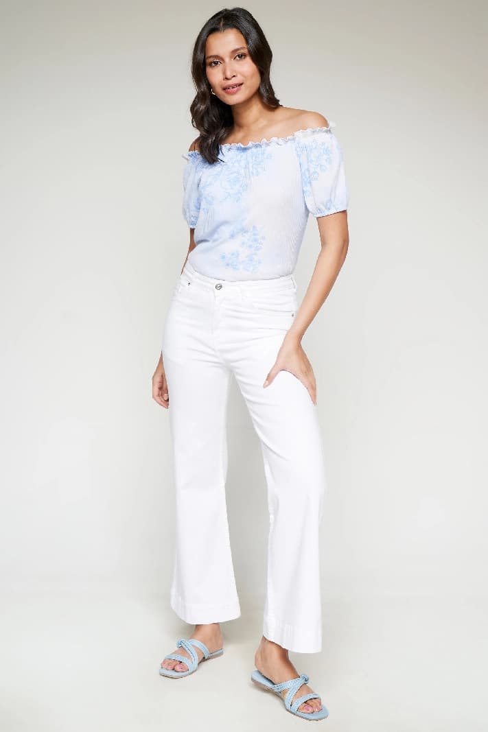 Women's White Casual Floral Regular Fit Top