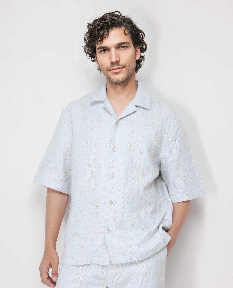 Men's Blue Casual Textured Regular Fit Shirt