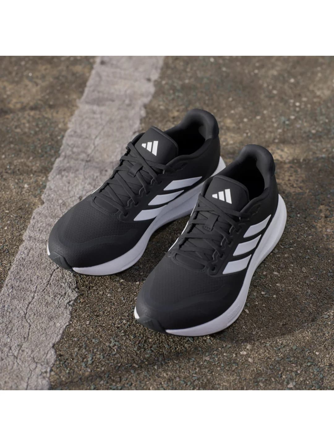 Men's Black Casual Synthetics Runfalcon 5 Sneakers