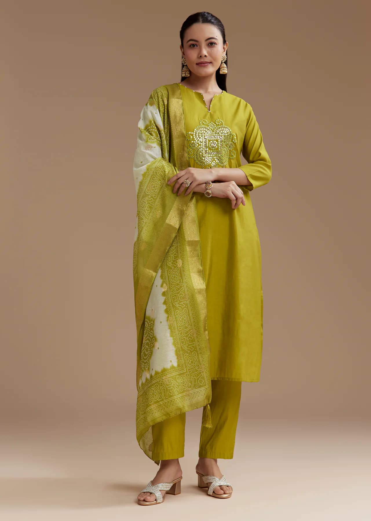 Women's Casual Mehendi Green Cotton Silk Kurta Set with Foil Mirror