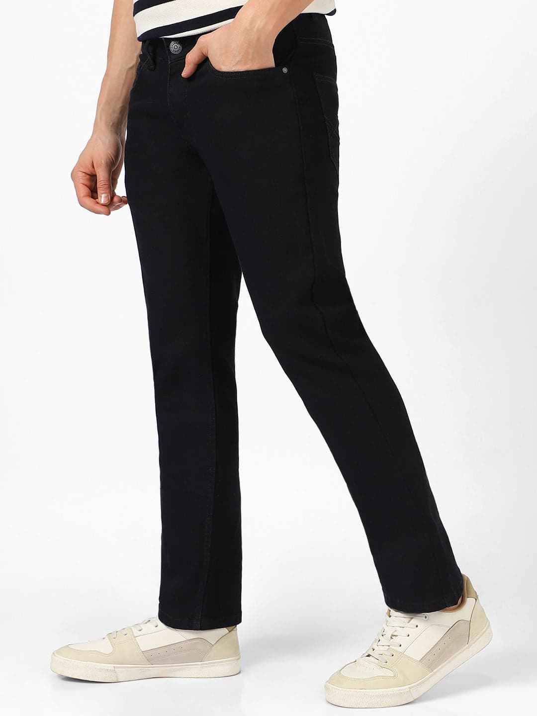 Men's Black Casual Bootcut Fit Solid Mid Rise Jeans