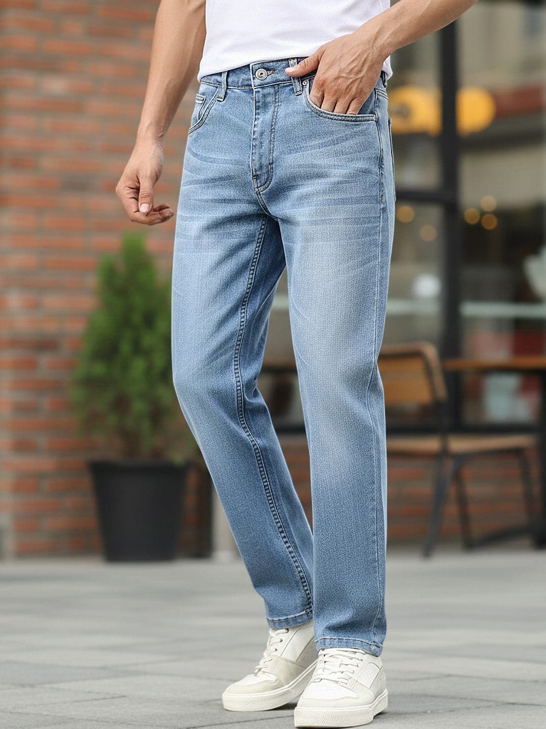 Men's Blue Casual Regular Fit Solid Mid Rise Jeans