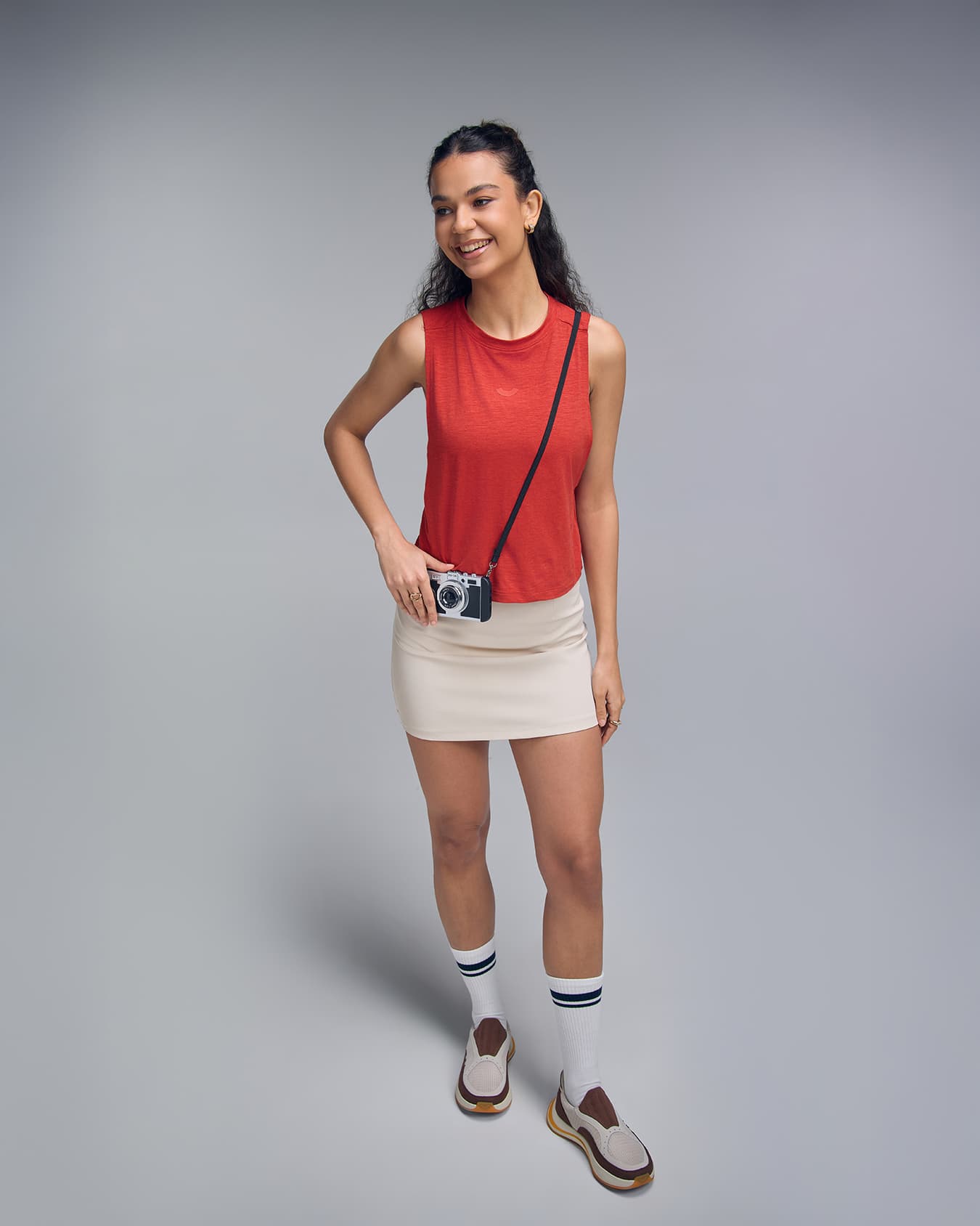 Women's Red Casual Relaxed Fit Solid Sleeveless Tank