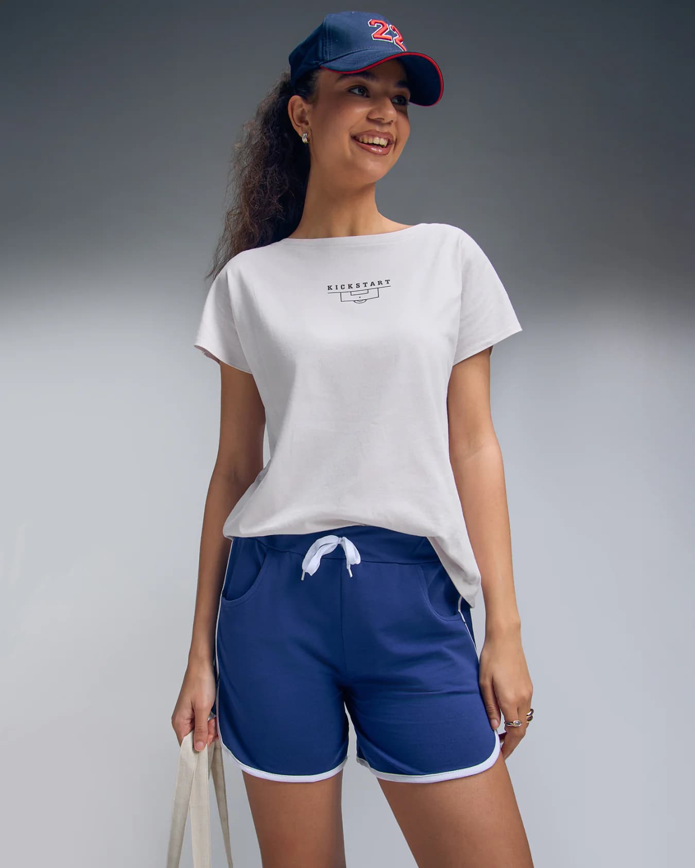 Women's White Daily Regular Fit Solid Half Sleeves Tshirt