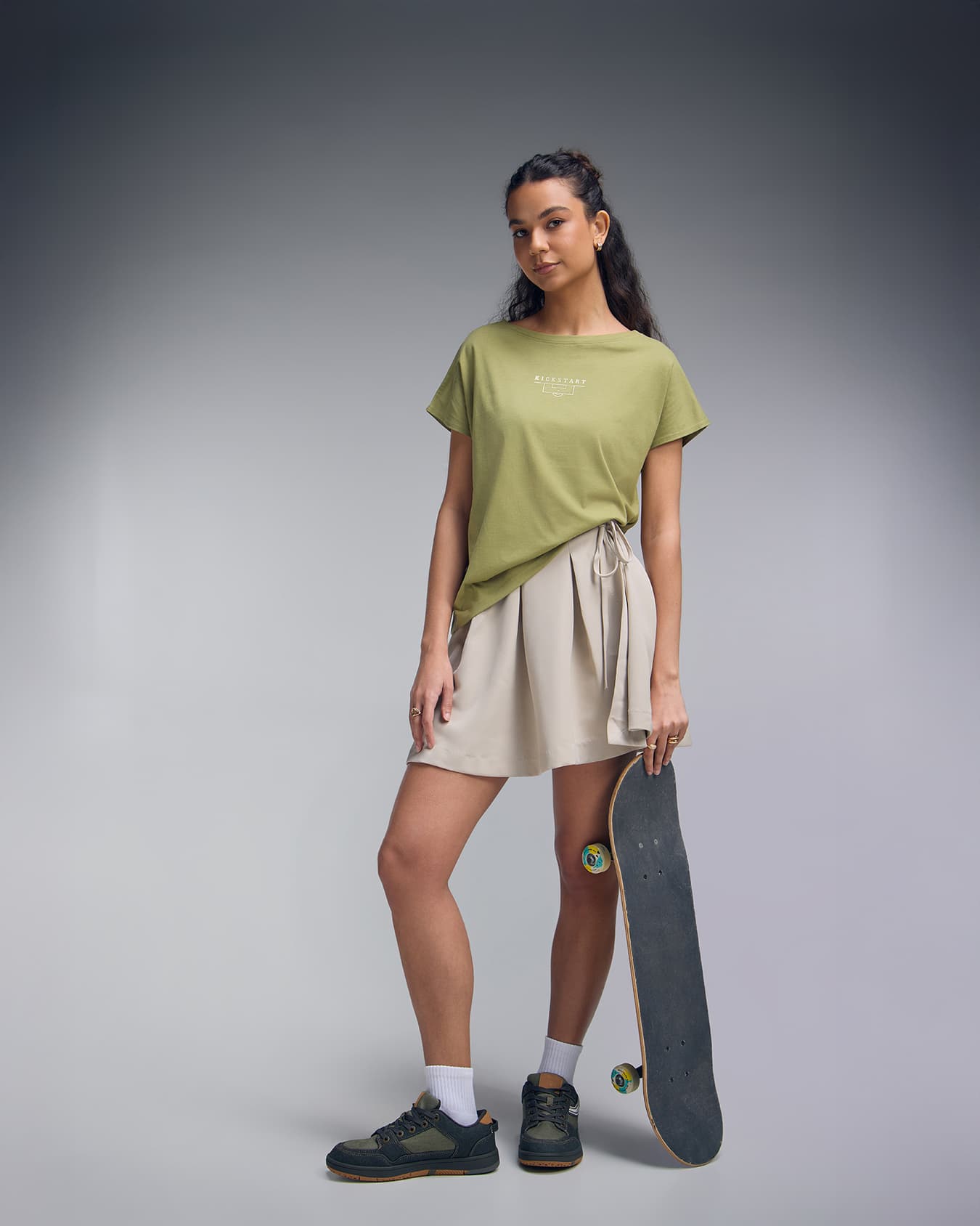 Women's Green Daily Regular Fit Solid Half Sleeves Tshirt