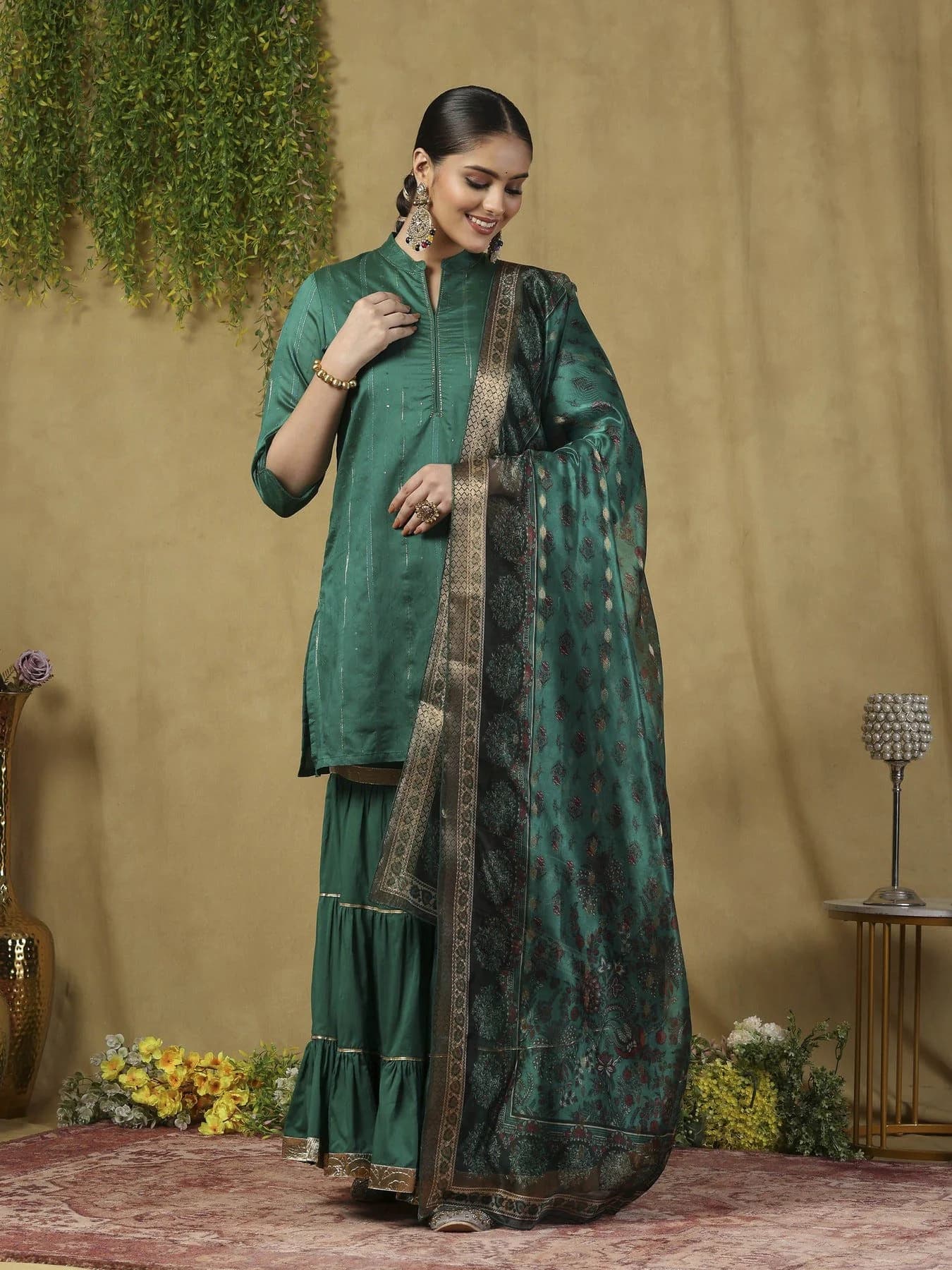 Women's Green Party Three Quarter Sleeves Kurta Sets With Dupatta