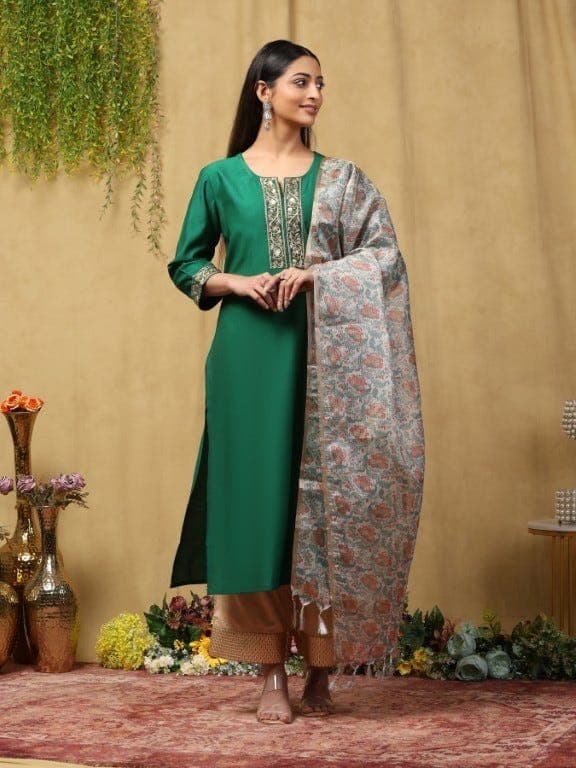 Women's Green Party Three Quarter Sleeves Kurta Sets With Dupatta