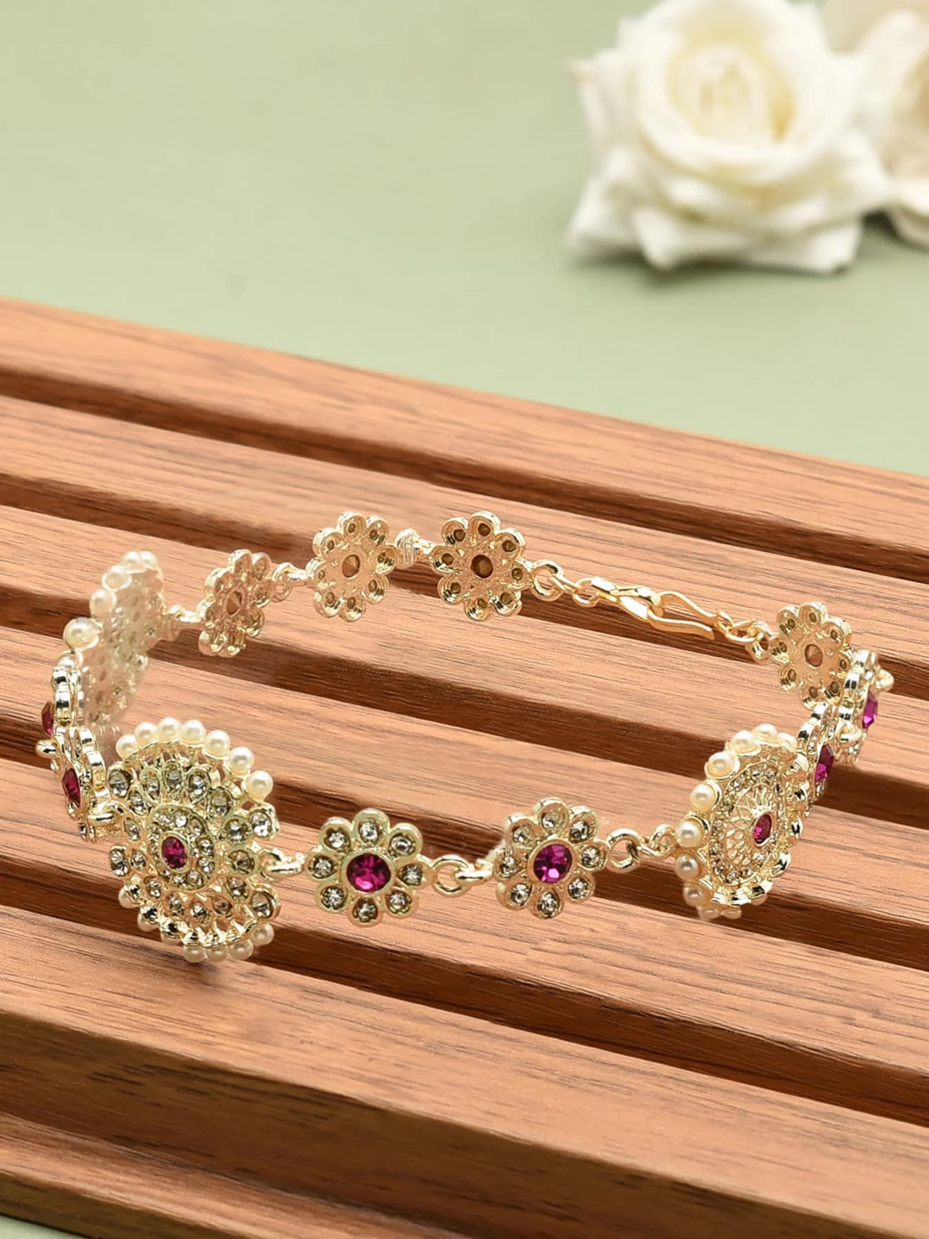 Women's Pink & White Dazzling Diamonds Embellished Head Chain