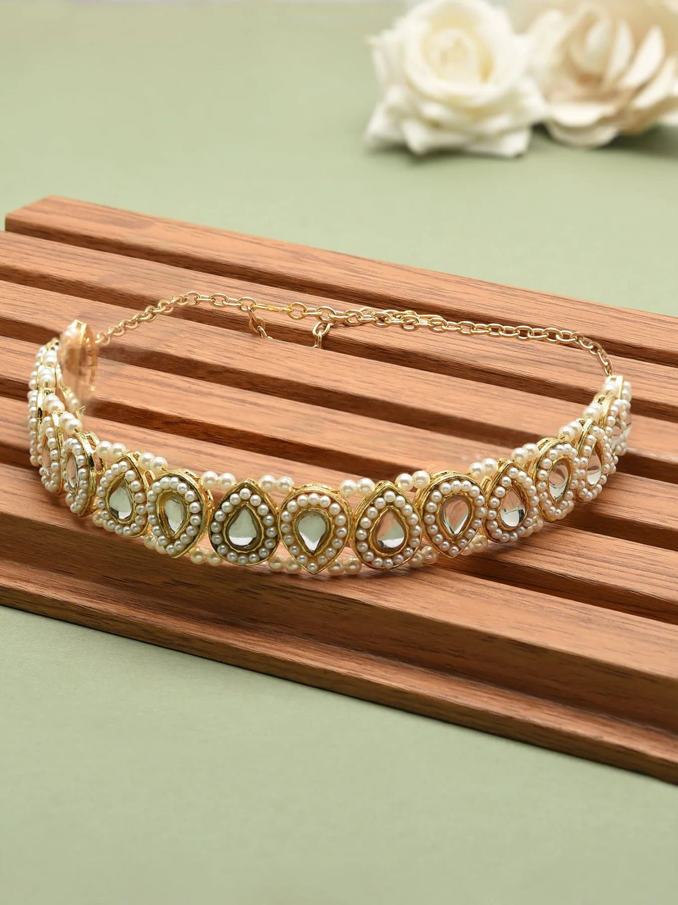 Women's Gold Tone Kundan & Pearls Studded Tilak Shape Ethnic Head Chain