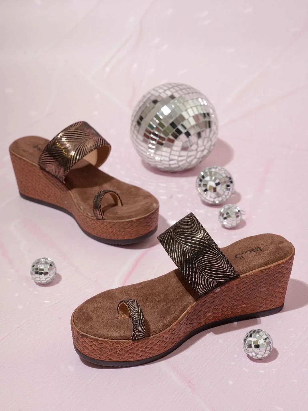 Women's Antique Casual Synthetic Wedge Heel Slip-Ons Sandals