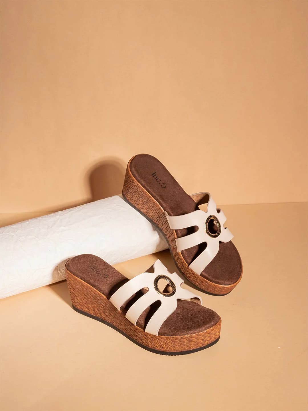 Women's Cream Casual Synthetic Wedge Heel Wedges Sandals
