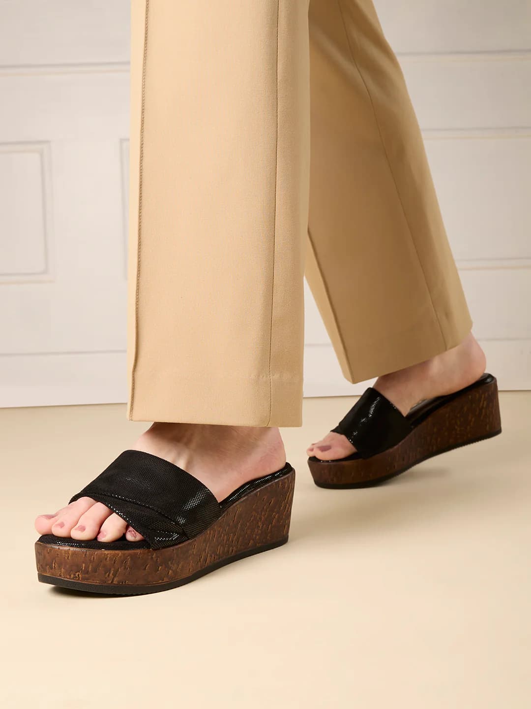 Women's Black Casual Synthetic Wedge Heel Wedges Sandals