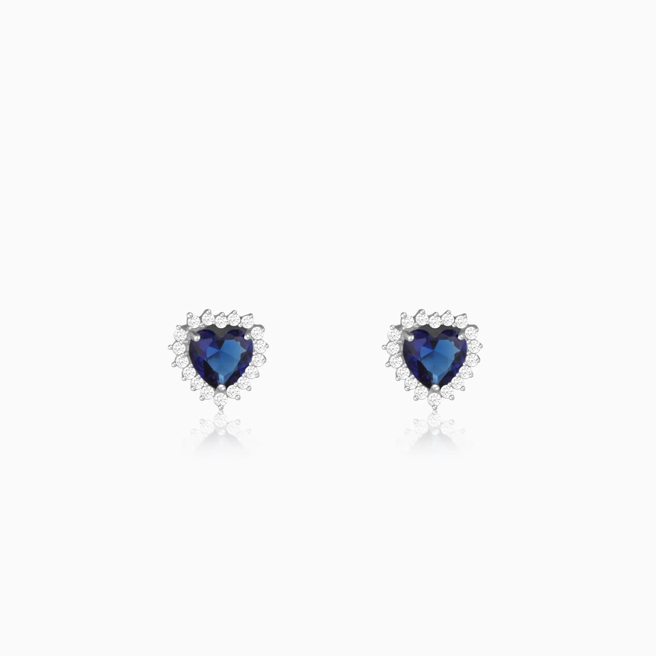 Women's Silver Heart Of The Ocean Studs