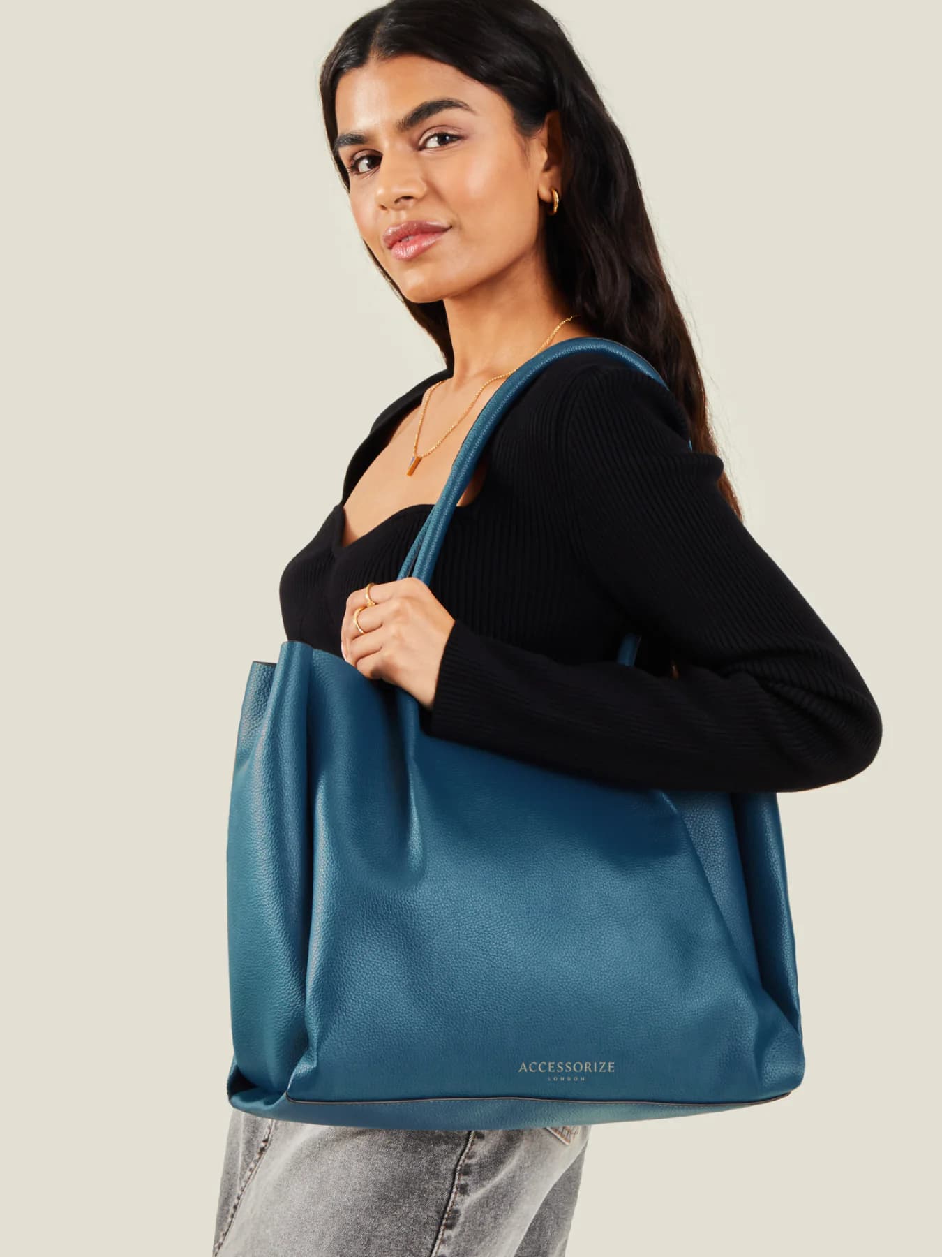 Women's Blue Casual Solid Leather Shoulder Bag