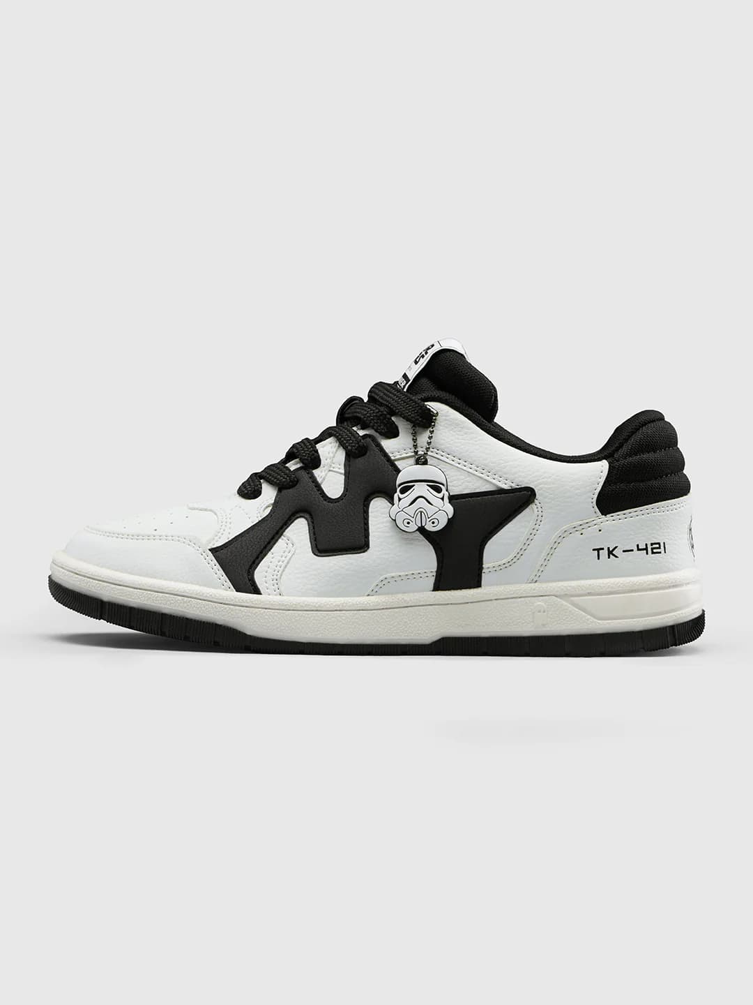 Men's White Casual Low-Top Polyurethane Sneakers