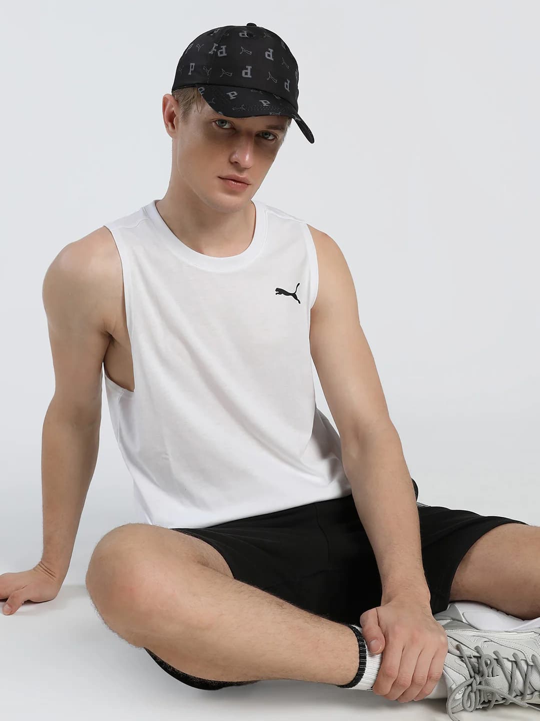 Men's White Casual Sleeveless Round Neck Tank