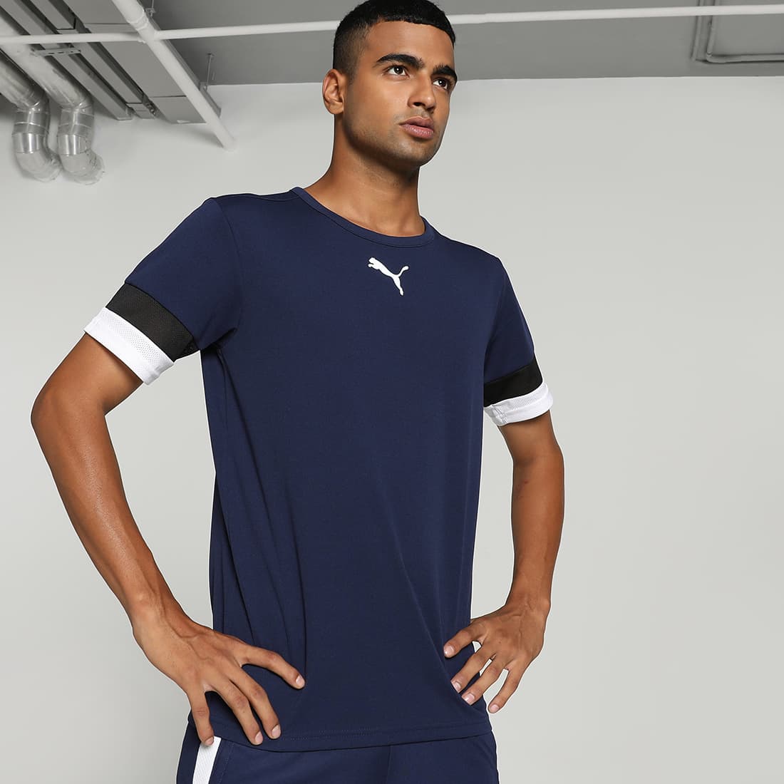 Men's Blue Casual Half Sleeves Round Neck Tshirt