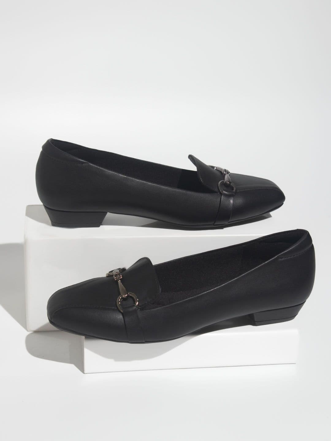 Women's Black Casual Synthetic Flat Pump Heels