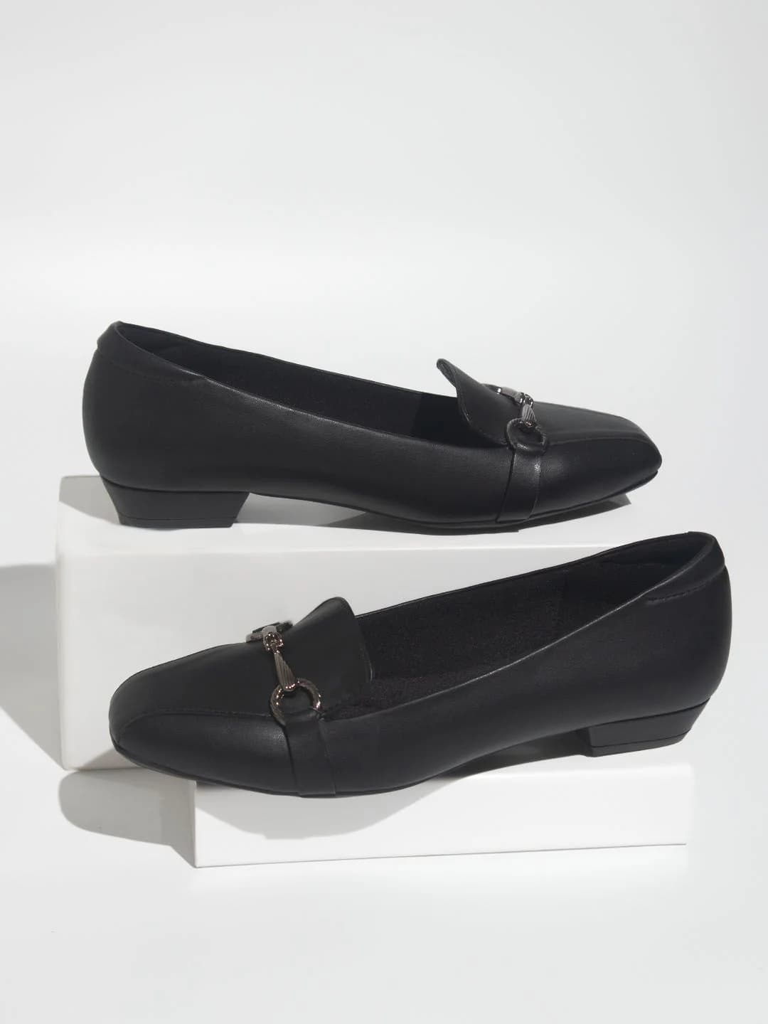Women's Black Casual Synthetic Flat Pump Heels